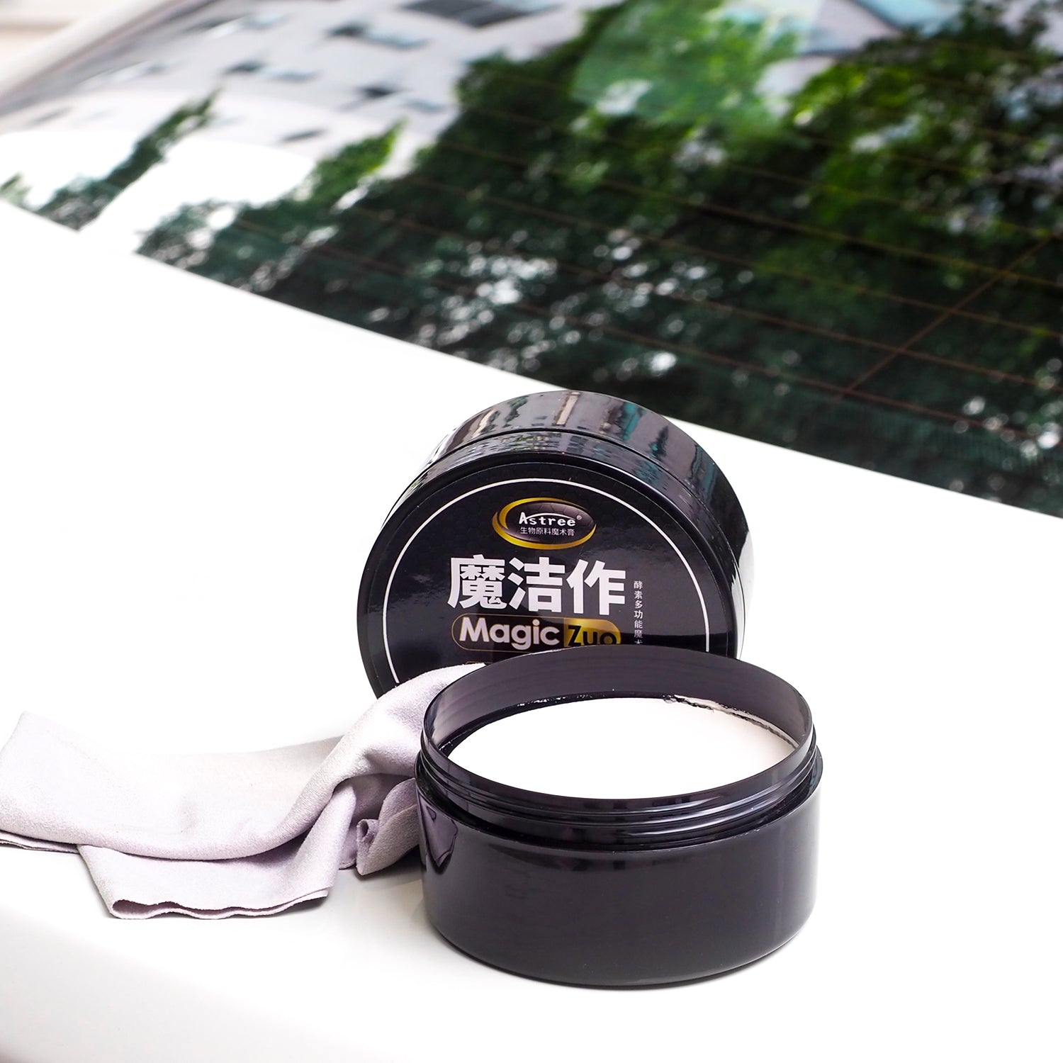 MagicZuo: Bio-enzymatic Cleaner to Restore the Shine